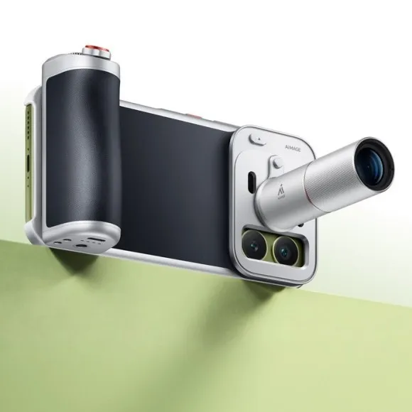 Honor Magic 9 Pro Max Photokit G200+ shown mounted on a separately sold smartphone